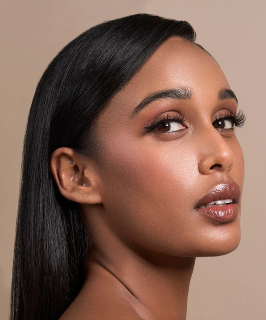 ✨ Pourquoi les faux cils sont bien plus qu’un accessoire beauté